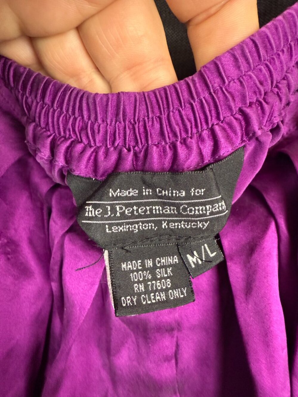 J. Peterman 100% Silk Womens Wide Leg Pleated Purple Pants (size M/L) - Picture 2 of 3